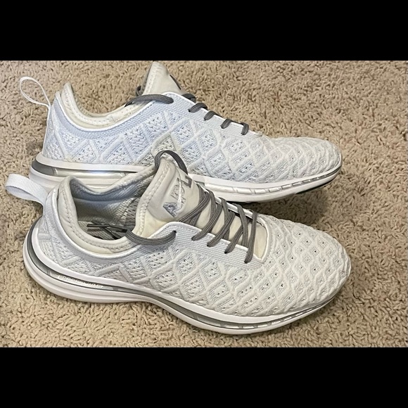 APL TechLoom Phantom, White/Silver, W- 8.5, sells Brand New $165, Free Shipping - Picture 2 of 3